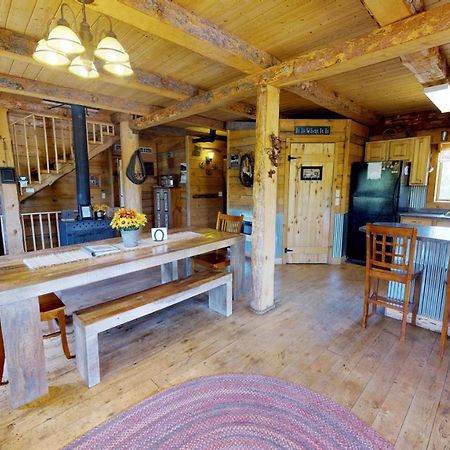 Canyon View Family Cabin, Deck, Tv Room, Games, Bbq, Campfire 蒙蒂塞洛 外观 照片