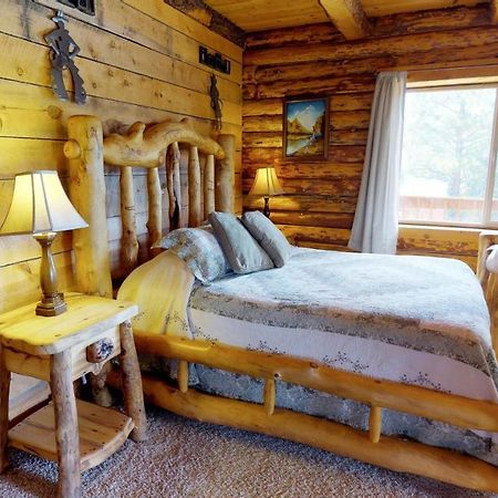 Canyon View Family Cabin, Deck, Tv Room, Games, Bbq, Campfire 蒙蒂塞洛 外观 照片