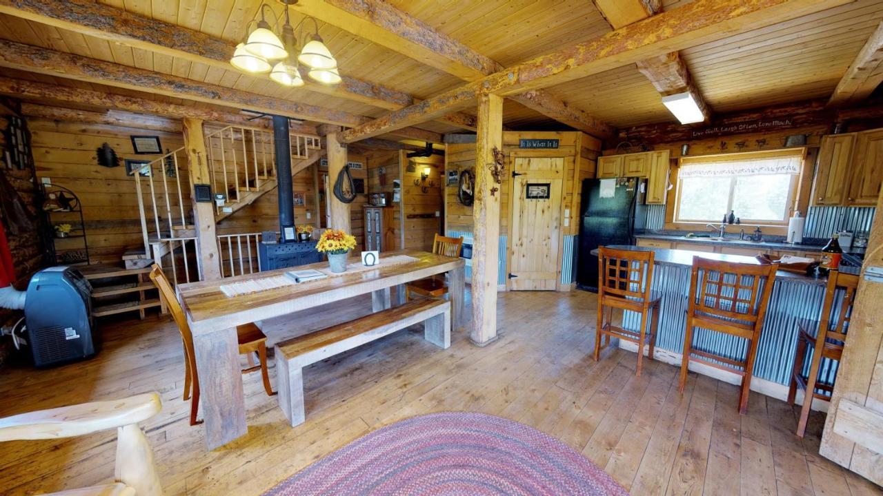 Canyon View Family Cabin, Deck, Tv Room, Games, Bbq, Campfire 蒙蒂塞洛 外观 照片