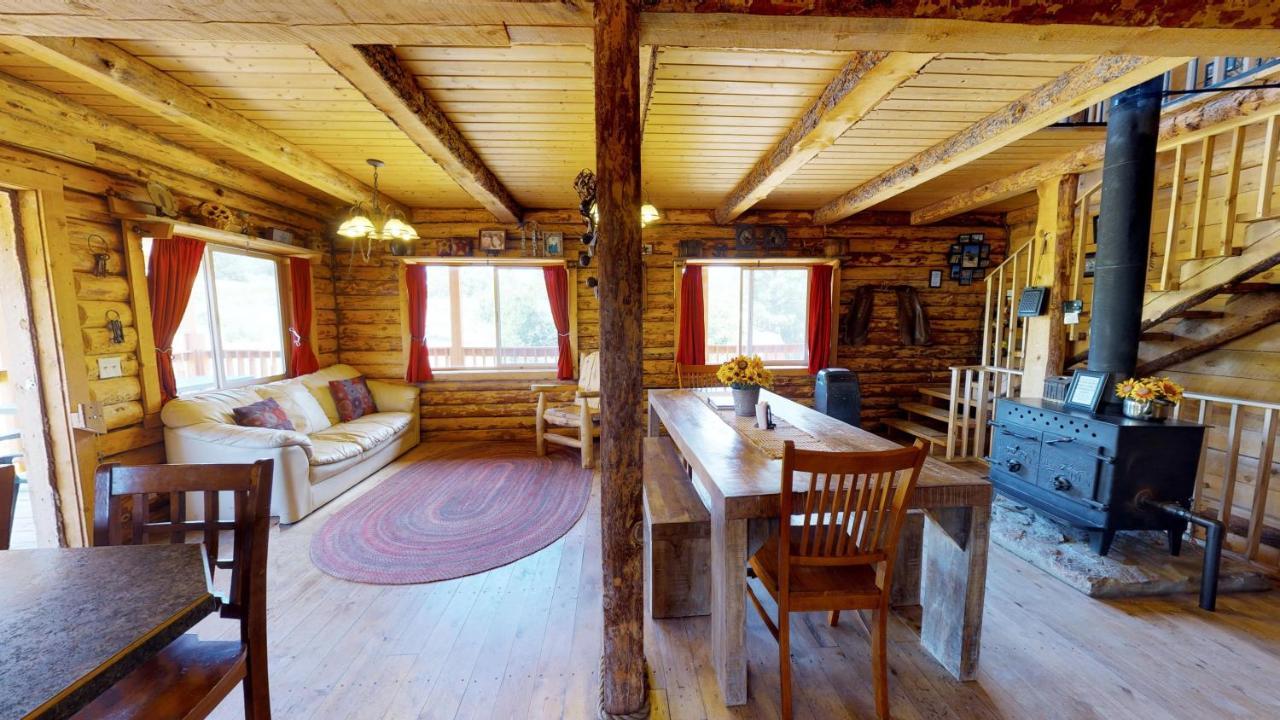 Canyon View Family Cabin, Deck, Tv Room, Games, Bbq, Campfire 蒙蒂塞洛 外观 照片