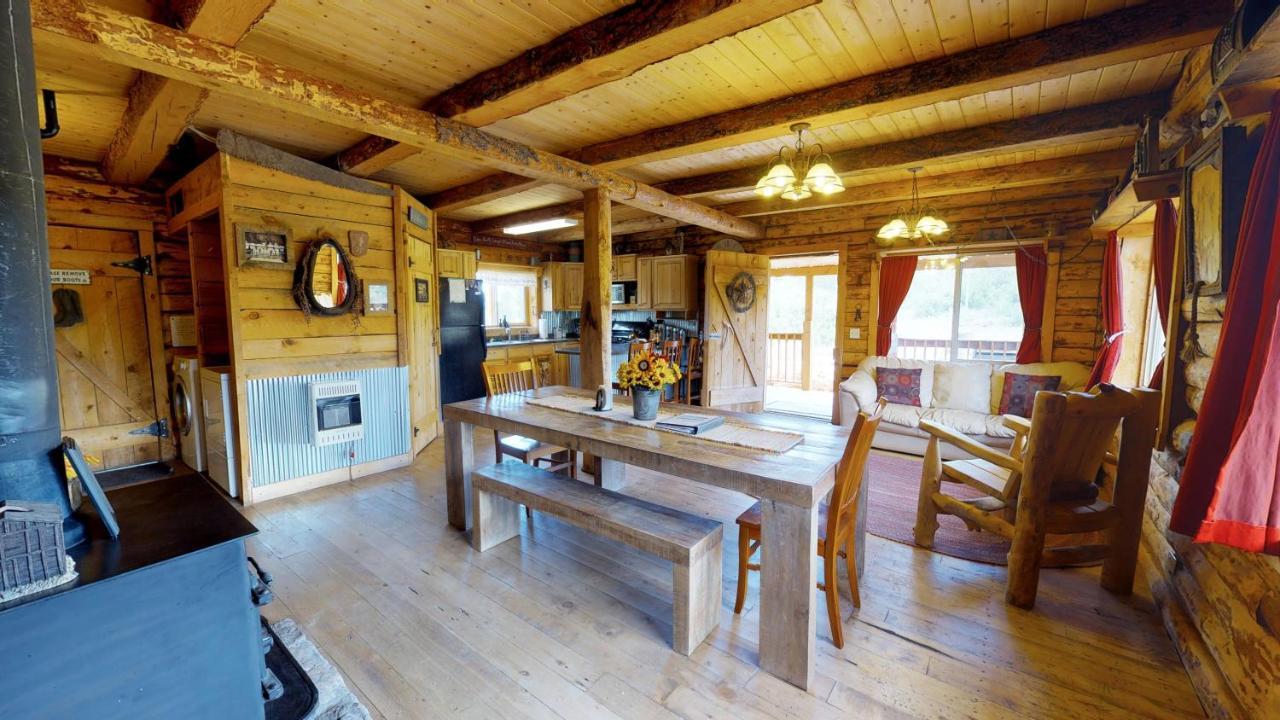Canyon View Family Cabin, Deck, Tv Room, Games, Bbq, Campfire 蒙蒂塞洛 外观 照片
