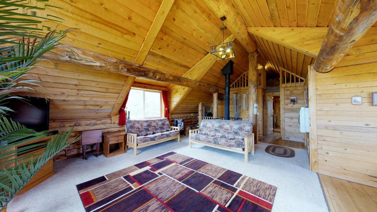 Canyon View Family Cabin, Deck, Tv Room, Games, Bbq, Campfire 蒙蒂塞洛 外观 照片